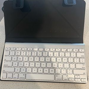 Wireless MAC keyboard *never used*